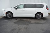 Used 2023 Chrysler Pacifica Touring-L image 3