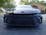 Used 2025 Toyota Camry XLE image 3
