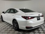 Used 2025 Lexus ES 300h w/ Premium Package image 4