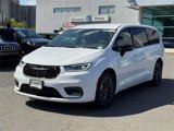 New 2026 Chrysler Pacifica Select image 5