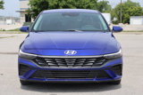 Used 2025 Hyundai Elantra SE image 2