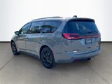 New 2025 Chrysler Pacifica Limited w/ Uconnect Theater Family Group image 5