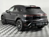 Certified 2025 Porsche Macan image 3