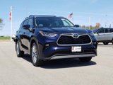 New 2025 Toyota Highlander Platinum image 3