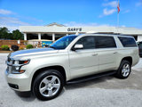 Used 2017 Chevrolet Suburban LT image 3