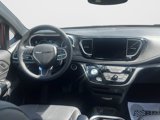 New 2026 Chrysler Pacifica Select image 3