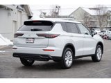 New 2025 Mitsubishi Outlander ES image 3