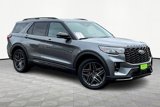 Used 2025 Ford Explorer ST image 3
