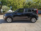 Used 2020 Kia Soul LX image 3