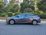 Used 2021 Toyota Prius XLE image 3