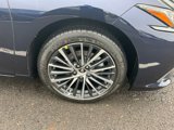New 2025 Lexus ES 300h w/ Premium Package image 5