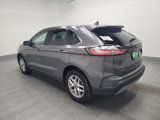 Used 2023 Ford Edge SEL image 3