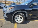 Certified 2024 Toyota Highlander LE image 2