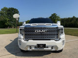 Used 2022 GMC Sierra 2500 Denali w/ Denali Ultimate Package image 2