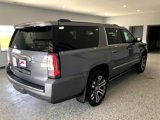 Used 2020 GMC Yukon XL Denali w/ Denali Ultimate Package image 3