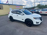 Used 2017 Nissan Rogue SV image 2