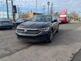 Used 2022 Volkswagen Jetta SE image 2
