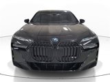 New 2026 BMW 750e xDrive image 2