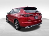 New 2025 Mitsubishi Outlander SE image 5