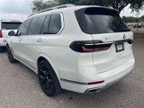 Used 2023 BMW X7 xDrive40i w/ Premium Package image 2