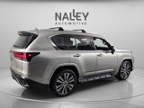 Used 2022 Lexus LX 600 4WD w/ Luxury Package image 4