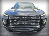 Used 2023 GMC Canyon Denali image 2