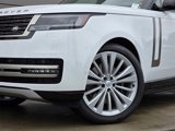 New 2025 Land Rover Range Rover Long Wheelbase SE image 2