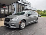 New 2025 Chrysler Pacifica Select w/ Uconnect Theater Family Group image 2