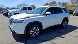 Used 2024 Nissan Pathfinder SL image 4