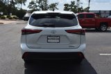Used 2023 Toyota Highlander L image 6