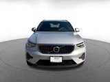 Used 2024 Volvo XC40 B5 Core image 4
