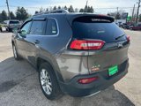 Used 2017 Jeep Cherokee Limited image 5