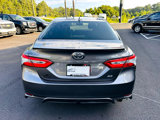 Used 2020 Toyota Camry SE image 4