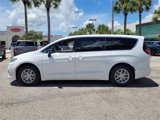 New 2025 Chrysler Pacifica Select image 4