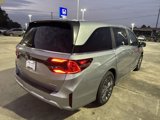New 2025 Honda Odyssey Touring image 4