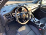 Used 2025 Porsche Macan image 4