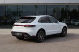 Certified 2025 Porsche Macan image 5