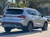 Used 2023 Hyundai Santa Fe SEL Premium image 4