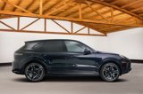 Used 2023 Porsche Cayenne Platinum Edition image 6