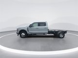 New 2025 Ford F350 4x4 Crew Cab DRW Super Duty image 5