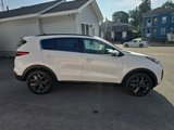 Used 2022 Kia Sportage Nightfall Edition image 4