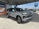 New 2025 Chevrolet Suburban Premier image 3