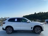 Used 2025 BMW X5 xDrive40i w/ Climate Comfort Package image 2