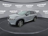 New 2025 Nissan Pathfinder Platinum image 4