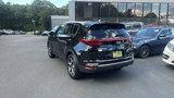 Used 2022 Kia Sportage LX image 3
