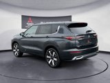 New 2025 Mitsubishi Outlander SE image 3