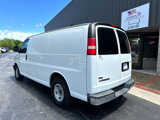 Used 2010 Chevrolet Express 2500 image 3
