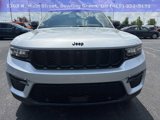 New 2025 Jeep Grand Cherokee Limited w/ Luxury Tech Group II image 3