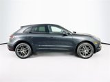 Certified 2025 Porsche Macan image 4