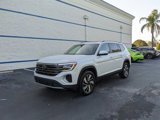 New 2025 Volkswagen Atlas SEL image 2